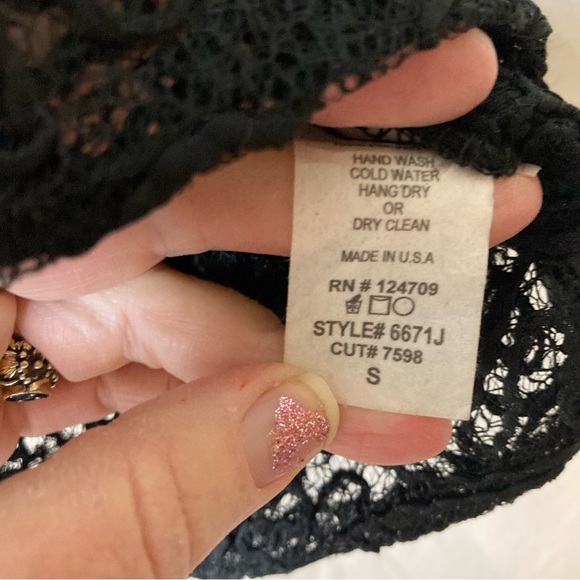 IC by Connie K Art to Wear Lace with Bold One Button Closure Black Size … - Picture 5 of 8